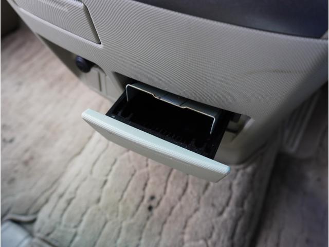 エスティマ ２．４アエラス　Ｇエディション　モデリスタＦエアロ／両側パワスラ／アルパインフリップダウンモニター／純正ナビ／フルセグＴＶ／Ｂｌｕｅｔｏｏｔｈ対応／バックカメラ／ＥＴＣ／後席オットマン／スマートキー／オートライト／オートエアコン（43枚目）