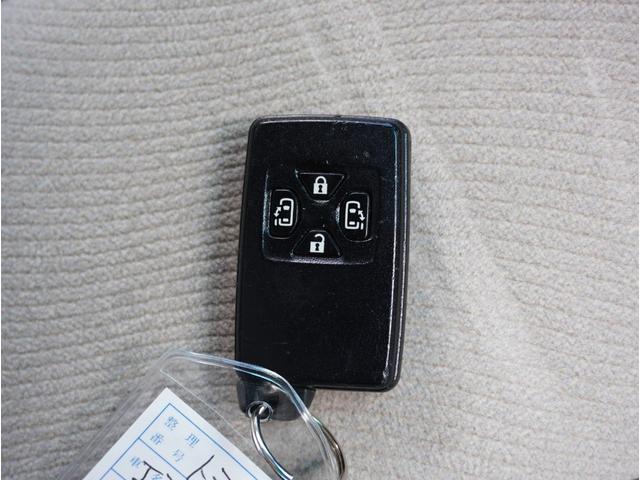 エスティマ ２．４アエラス　Ｇエディション　モデリスタＦエアロ／両側パワスラ／アルパインフリップダウンモニター／純正ナビ／フルセグＴＶ／Ｂｌｕｅｔｏｏｔｈ対応／バックカメラ／ＥＴＣ／後席オットマン／スマートキー／オートライト／オートエアコン（70枚目）