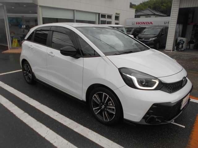 フィット ｅ：ＨＥＶ　ＲＳ　純正ナビ装備（6枚目）