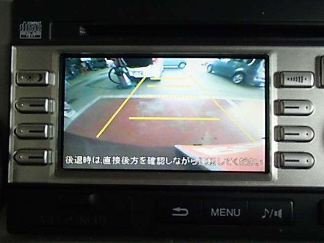 ゼストスパーク Ｗ　ＥＴＣ　バックカメラ　ＨＩＤ　電動格納ミラー　ベンチシート　ＡＴ　盗難防止システム　ＡＢＳ　ＣＤ　ミュージックプレイヤー接続可　アルミホイール　衝突安全ボディ　エアコン　パワーステアリング（17枚目）