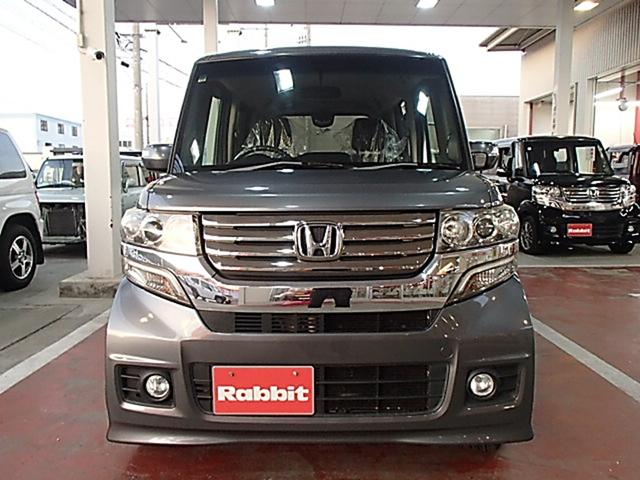 Ｎ－ＢＯＸカスタム Ｇ・Ｌパッケージ　ＥＴＣ　両側スライド・片側電動　オートライト　ＨＩＤ　スマートキー　アイドリングストップ　電動格納ミラー　ベンチシート　ＣＶＴ　盗難防止システム　ＡＢＳ　ＥＳＣ　ＣＤ　アルミホイール　衝突安全ボディ（2枚目）
