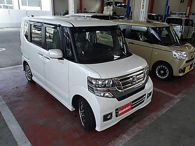 N-BOXカスタム G・ターボLパッケージ ETC バックカメラ 両側電動スライドドア TV オートクルーズコントロール オートライト HID スマートキー アイドリングストップ 電動格納ミラー ベンチシート CVT 盗難防止システム ABS(4枚目)