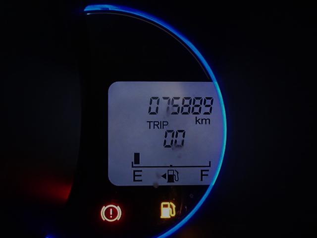 N-BOXカスタム G・ターボLパッケージ ETC バックカメラ 両側電動スライドドア TV オートクルーズコントロール オートライト HID スマートキー アイドリングストップ 電動格納ミラー ベンチシート CVT 盗難防止システム ABS(17枚目)