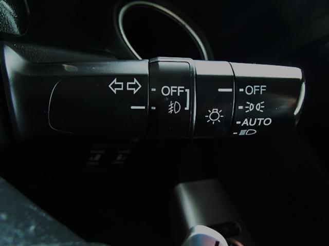 N-BOXカスタム G・ターボLパッケージ ETC バックカメラ 両側電動スライドドア TV オートクルーズコントロール オートライト HID スマートキー アイドリングストップ 電動格納ミラー ベンチシート CVT 盗難防止システム ABS(24枚目)