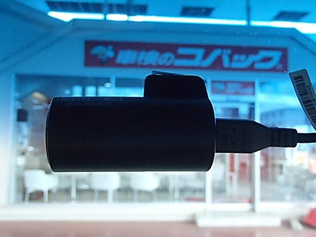 Ｎ－ＢＯＸカスタム Ｇ・Ｌパッケージ　ドライブレコーダー　ＥＴＣ　バックカメラ　両側スライドドア　ＴＶ　オートライト　ＨＩＤ　スマートキー　電動格納ミラー　ベンチシート　ＣＶＴ　盗難防止システム　ＡＢＳ　ＥＳＣ　ＣＤ　ＤＶＤ再生（23枚目）