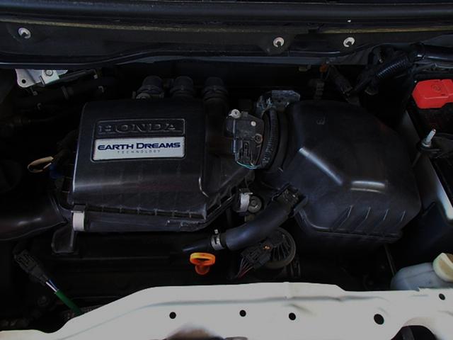 Ｎ－ＢＯＸカスタム Ｇ・Ｌパッケージ　ドライブレコーダー　ＥＴＣ　バックカメラ　両側スライドドア　ＴＶ　オートライト　ＨＩＤ　スマートキー　電動格納ミラー　ベンチシート　ＣＶＴ　盗難防止システム　ＡＢＳ　ＥＳＣ　ＣＤ　ＤＶＤ再生（29枚目）