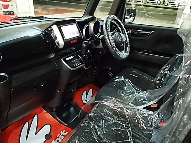 N-BOXカスタム G・Lパッケージ ETC 両側スライド・片側電動 オートライト HID スマートキー アイドリングストップ ベンチシート CVT 盗難防止システム ABS ESC ミュージックプレイヤー接続可(12枚目)