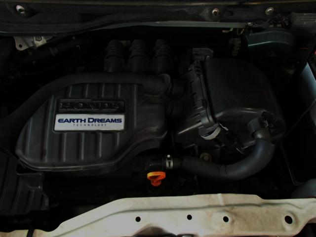 Ｎ－ＢＯＸカスタム Ｇ・Ｌパッケージ　ＥＴＣ　バックカメラ　両側スライド・片側電動　ＴＶ　オートライト　ＨＩＤ　スマートキー　アイドリングストップ　ベンチシート　ＣＶＴ　盗難防止システム　ＡＢＳ　ＥＳＣ　ＣＤ　ＤＶＤ再生（28枚目）