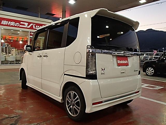 Ｎ－ＢＯＸカスタム Ｇ　ＳＳパッケージ　ＥＴＣ　バックカメラ　両側スライドドア　ＴＶ　衝突被害軽減システム　オートライト　ＨＩＤ　スマートキー　アイドリングストップ　電動格納ミラー　ベンチシート　ＣＶＴ　盗難防止システム　ＡＢＳ　ＥＳＣ（6枚目）