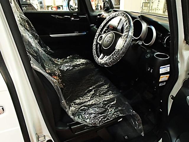 Ｎ－ＢＯＸカスタム Ｇ　ＳＳパッケージ　ＥＴＣ　バックカメラ　両側スライドドア　ＴＶ　衝突被害軽減システム　オートライト　ＨＩＤ　スマートキー　アイドリングストップ　電動格納ミラー　ベンチシート　ＣＶＴ　盗難防止システム　ＡＢＳ　ＥＳＣ（10枚目）