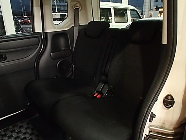 Ｎ－ＢＯＸカスタム Ｇ　ＳＳパッケージ　ＥＴＣ　バックカメラ　両側スライドドア　ＴＶ　衝突被害軽減システム　オートライト　ＨＩＤ　スマートキー　アイドリングストップ　電動格納ミラー　ベンチシート　ＣＶＴ　盗難防止システム　ＡＢＳ　ＥＳＣ（12枚目）