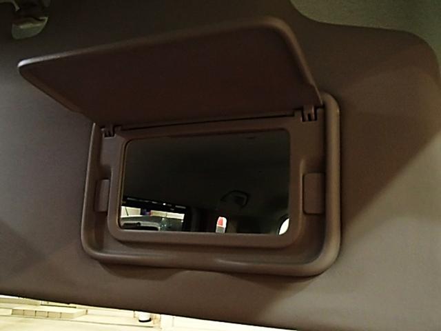 Ｎ－ＢＯＸカスタム Ｇ　ＳＳパッケージ　ＥＴＣ　バックカメラ　両側スライドドア　ＴＶ　衝突被害軽減システム　オートライト　ＨＩＤ　スマートキー　アイドリングストップ　電動格納ミラー　ベンチシート　ＣＶＴ　盗難防止システム　ＡＢＳ　ＥＳＣ（26枚目）