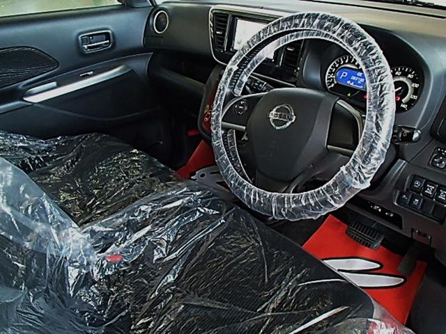 デイズルークス ハイウェイスター　Ｘ　Ｇパッケージ　両側電動スライドドア　ＨＩＤ　スマートキー　アイドリングストップ　ベンチシート　ＣＶＴ　盗難防止システム　ＡＢＳ　ＥＳＣ　アルミホイール　衝突安全ボディ　エアコン　パワーステアリング　パワーウィンドウ（3枚目）