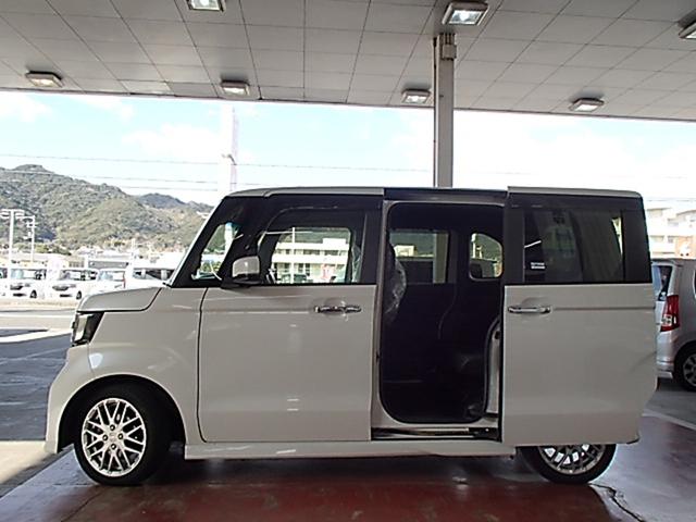 N-BOXカスタム EXターボ ドライブレコーダー ETC バックカメラ 両側電動スライドドア TV クリアランスソナー オートクルーズコントロール レーンアシスト 衝突被害軽減システム オートライト LEDヘッドランプ(2枚目)