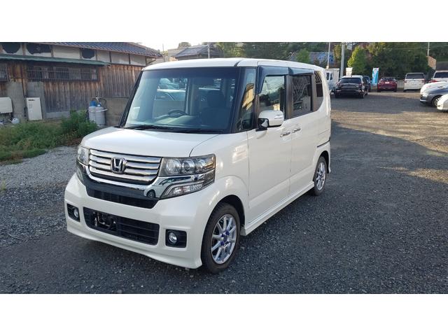 N-BOXカスタム G・Lパッケージ 左パワースライドドア ナビ フルセグTV Bluetooth対応 スマートキー ステアリングスイッチ オートHIDライト(3枚目)