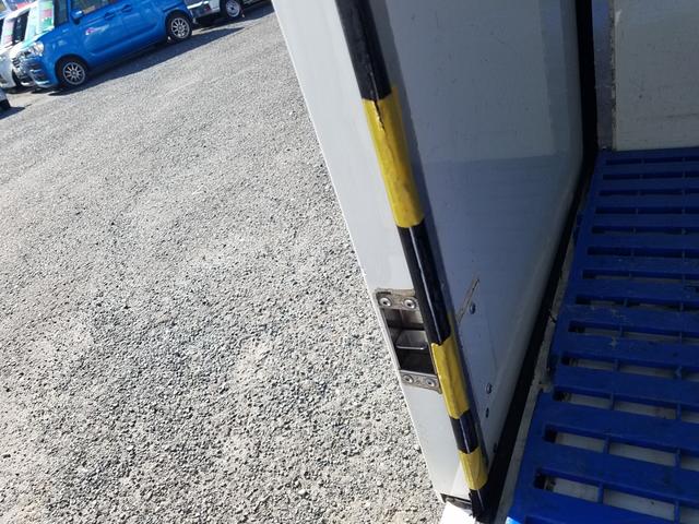 ハイゼットトラック 冷蔵冷凍車 -7℃設定 オートマ 両側スライドドア リヤ観音開き(右90度ストッパー付) バックモニター 集中ドアロック パワーウインドー(39枚目)