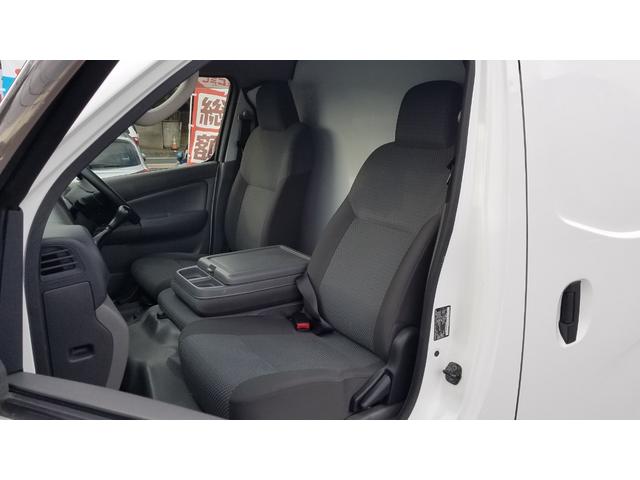 ＮＶ３５０キャラバンバン 　保冷バン　５速マニュアル　キーレス　バックモニター　両側イージークローザースライドドア　ＡＢＳ　パワーウインドー（18枚目）