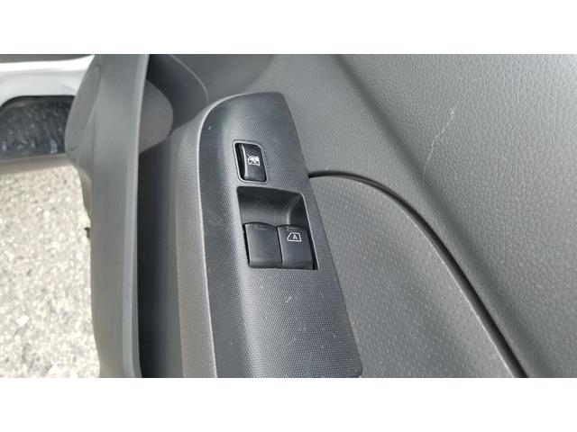 ＮＶ３５０キャラバンバン 　保冷バン　５速マニュアル　キーレス　バックモニター　両側イージークローザースライドドア　ＡＢＳ　パワーウインドー（21枚目）