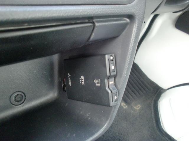 キャリイトラック KCエアコン・パワステ 5F三方開WエアバックABSETC付(25枚目)