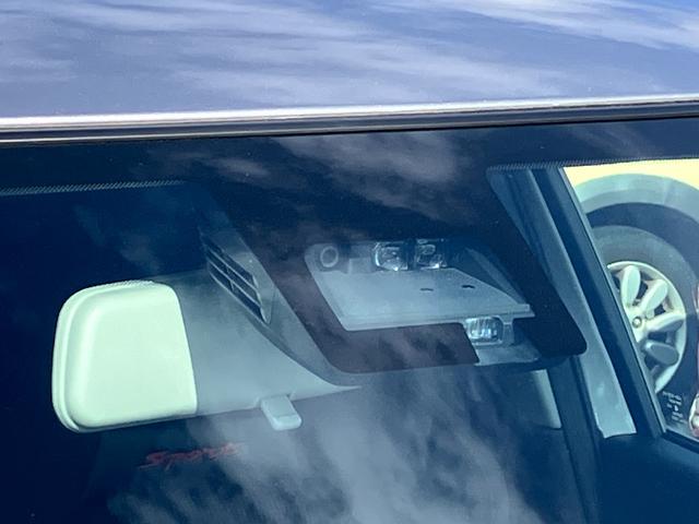 スイフトスポーツ スポーツ　４型　　新車保証／ターボ車／衝突軽減ブレーキ　新車保証継承／ターボ車／衝突軽減ブレーキ／アダクティブクルーズコントロール（全車速追従）／オーディオレス車／シートヒーター／オートエアコン／６速オートマチック／試乗車アップ（2枚目）