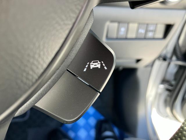 スイフトスポーツ スポーツ　４型　　新車保証／ターボ車／衝突軽減ブレーキ　新車保証継承／ターボ車／衝突軽減ブレーキ／アダクティブクルーズコントロール（全車速追従）／オーディオレス車／シートヒーター／オートエアコン／６速オートマチック／試乗車アップ（22枚目）