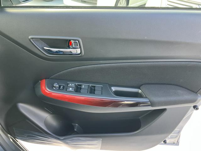 スイフトスポーツ スポーツ　４型　　新車保証／ターボ車／衝突軽減ブレーキ　新車保証継承／ターボ車／衝突軽減ブレーキ／アダクティブクルーズコントロール（全車速追従）／オーディオレス車／シートヒーター／オートエアコン／６速オートマチック／試乗車アップ（34枚目）