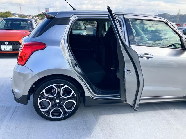 スイフトスポーツ スポーツ　４型　　新車保証／ターボ車／衝突軽減ブレーキ　新車保証継承／ターボ車／衝突軽減ブレーキ／アダクティブクルーズコントロール（全車速追従）／オーディオレス車／シートヒーター／オートエアコン／６速オートマチック／試乗車アップ（41枚目）