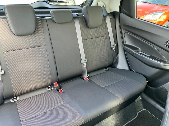 スイフトスポーツ スポーツ　４型　　新車保証／ターボ車／衝突軽減ブレーキ　新車保証継承／ターボ車／衝突軽減ブレーキ／アダクティブクルーズコントロール（全車速追従）／オーディオレス車／シートヒーター／オートエアコン／６速オートマチック／試乗車アップ（42枚目）