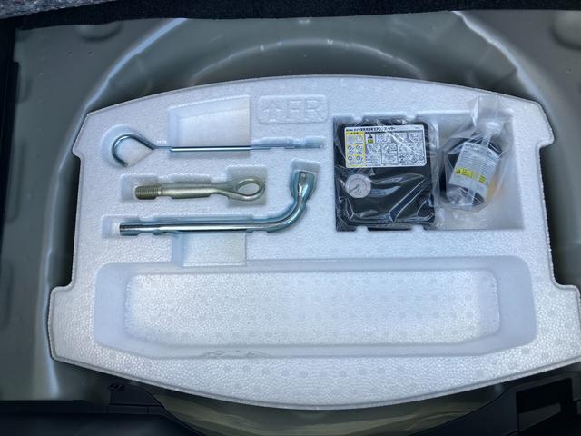 スイフトスポーツ スポーツ　４型　　新車保証／ターボ車／衝突軽減ブレーキ　新車保証継承／ターボ車／衝突軽減ブレーキ／アダクティブクルーズコントロール（全車速追従）／オーディオレス車／シートヒーター／オートエアコン／６速オートマチック／試乗車アップ（54枚目）