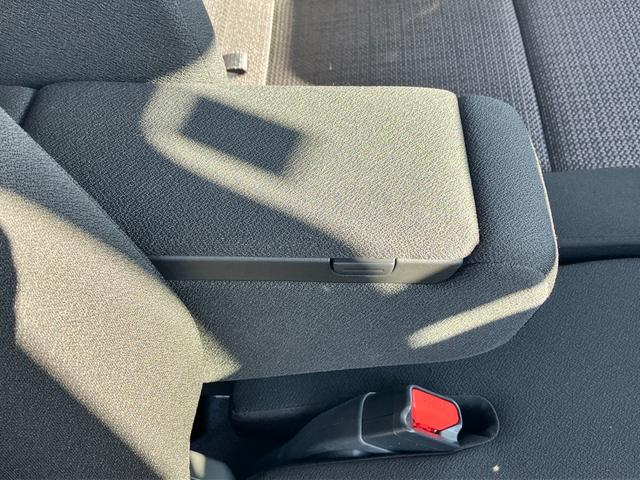 スペーシアカスタム カスタム HYBRID GS 新車保証/衝突軽減B/ナビ 新車保証継承/衝突軽減ブレーキ/全方位モニターナビゲーション/電動パーキングブレーキ/クルーズコントロール(全車速追従)/片側電動スライドドア/スズキコネクト対応車輛(37枚目)