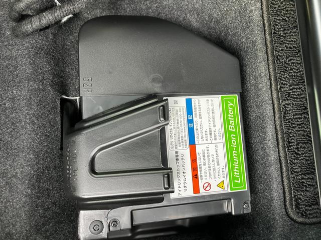 �݌Ɏԗ��͑��ɂ������I�悩�����為�Б��̎ԗ��������ɂȂ��Ă��������􂠂Ȃ��Ƀs�b�^���̂P�䂪�����Ƃ݂���܂��I