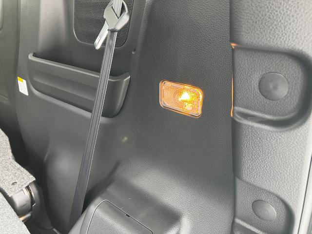 スペーシア ＨＹＢＲＩＤ　Ｘ　　新車保証継承／衝突軽減Ｂ／試乗車アップ　新車保証継承／衝突軽減ブレーキ／両側電動スライドドア／ＬＥＤヘッドライト／オーディオレス仕様／シートヒーター（両席）／試乗車アップ（46枚目）