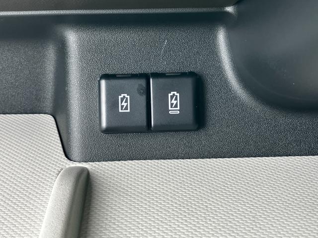 スペーシア ＨＹＢＲＩＤ　Ｘ　　新車保証継承／衝突軽減Ｂ／試乗車アップ　新車保証継承／衝突軽減ブレーキ／両側電動スライドドア／ＬＥＤヘッドライト／オーディオレス仕様／シートヒーター（両席）／試乗車アップ（56枚目）