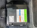 ＨＹＢＲＩＤ　Ｇ　３型　新車保証／全方位ナビ／試乗車アップ　新車保証継承／全方位ナビ（メーカーナビ）／試乗車アップ／スズキコネクト対応／シートヒーター／ＬＥＤヘッドライト／アクセサリーソケット／ＵＳＢソケット／マルチインフォメーションディスプレイ（72枚目）