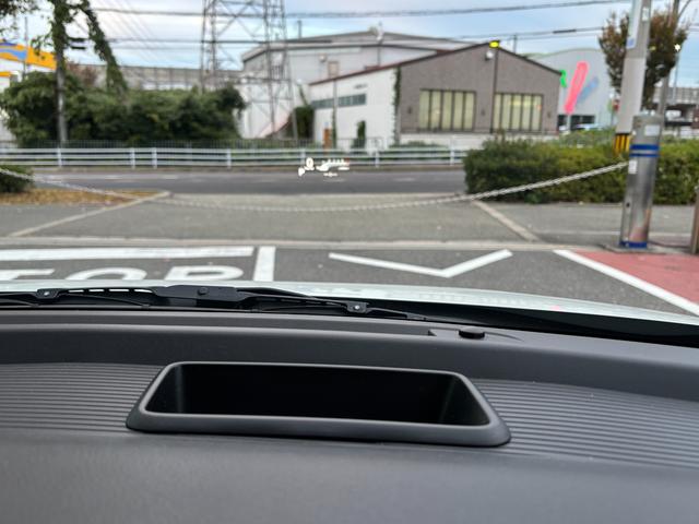 スペーシアカスタム カスタム HYBRID XS 2型 全方位モニター付 LED デュアルカメラブレーキ|後席両側ワンアクションパワースライド|アダプティブクルーズコントロール|LEDヘッドランプ|スリムサーキュレーター|15インチアルミホイール|シートヒーター|(17枚目)