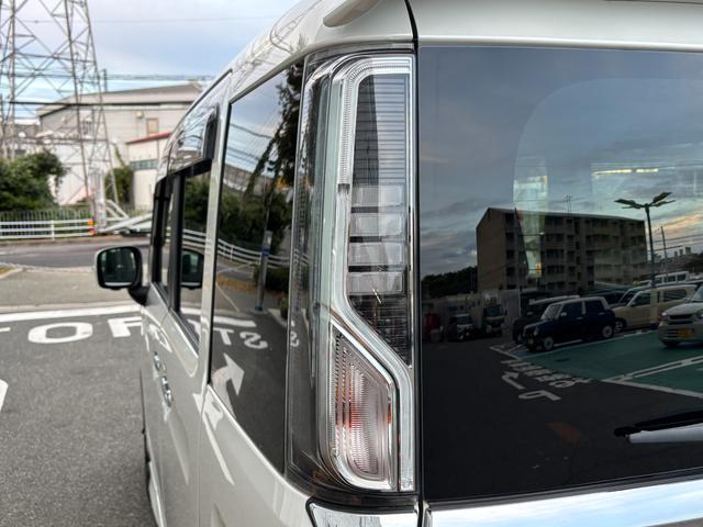 スペーシアカスタム カスタム HYBRID XS 2型 全方位モニター付 LED デュアルカメラブレーキ|後席両側ワンアクションパワースライド|アダプティブクルーズコントロール|LEDヘッドランプ|スリムサーキュレーター|15インチアルミホイール|シートヒーター|(31枚目)