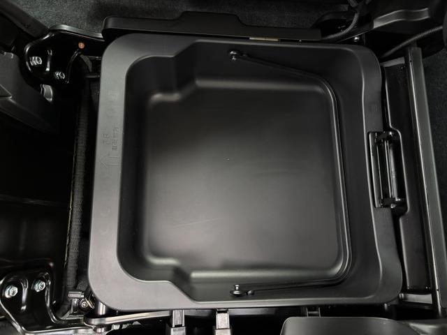 スペーシアカスタム カスタム HYBRID XS 2型 後席両側パワースライド デュアルカメラブレーキ|アダプティブクルーズコントロール|LEDヘッドランプ|スリムサーキュレーター|15インチアルミホイール|プレミアムUV&IRカットガラス(フロントドア)|(58枚目)