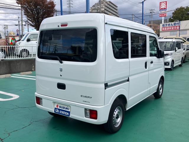 エブリイ PA 6型 後席両側スライドドア ハロゲンヘッドランプ エアコン|パワーステアリング|ハロゲンヘッドランプ|UVカット機能付フロントドアガラス|スモークガラス|AM/FMラジオ|(8枚目)