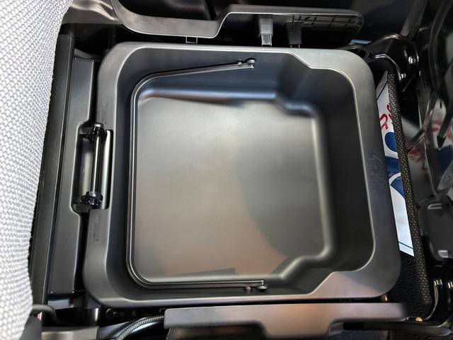 ワゴンＲスマイル ＨＹＢＲＩＤ　Ｘ　３型　衝突被害軽減ブレーキ　ＬＥＤランプ　デュアルセンサーブレーキＩＩ｜後席両側ワンアクションパワースライド｜リモート格納式ドアミラー｜３６０°プレミアムＵＶ＆ＩＲカットガラス｜キーレスプッシュスタートシステム｜電動パーキングブレーキ｜（56枚目）