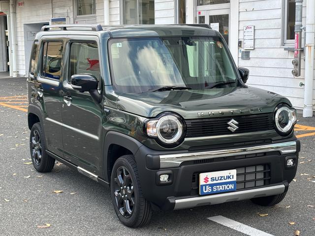 ハスラー タフワイルドターボ　３型　衝突被害軽減ブレーキ　全方位ナビ　デュアルカメラブレーキ｜ＬＥＤヘッドランプ｜リモート格納式ドアミラー｜３６０°プレミアムＵＶ＆ＩＲカットガラス｜キーレスプッシュスタートシステム｜１５インチアルミホイール｜ルーフレール｜（6枚目）