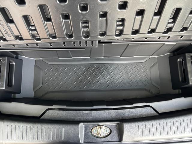 ハスラー タフワイルドターボ　３型　衝突被害軽減ブレーキ　全方位ナビ　デュアルカメラブレーキ｜ＬＥＤヘッドランプ｜リモート格納式ドアミラー｜３６０°プレミアムＵＶ＆ＩＲカットガラス｜キーレスプッシュスタートシステム｜１５インチアルミホイール｜ルーフレール｜（75枚目）