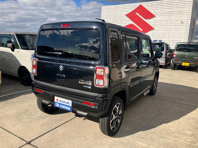 ハスラー ＨＹＢＲＩＤ　Ｘ　３型　衝突被害軽減ブレーキ　全方位ナビ　デュアルカメラブレーキ｜ＬＥＤヘッドランプ｜リモート格納式ドアミラー｜３６０°プレミアムＵＶ＆ＩＲカットガラス｜キーレスプッシュスタートシステム｜１５インチアルミホイール｜（8枚目）