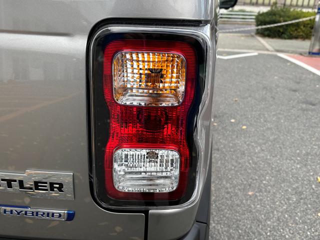 ハスラー タフワイルドターボ 3型 全方位モニター付ナビ LEDライト デュアルカメラブレーキ|LEDヘッドランプ|リモート格納式ドアミラー|360°プレミアムUV&IRカットガラス|キーレスプッシュスタートシステム|15インチアルミホイール|(28枚目)