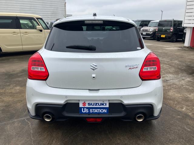 スイフトスポーツ スポーツ　２型　衝突被害軽減ブレーキ　ＬＥＤヘッドランプ　デュアルセンサーブレーキ｜後退時ブレーキサポート｜アダプティブクルーズコントロール｜ＬＥＤヘッドランプ｜フルオートエアコン｜キーレスプッシュスタート｜リモート格納式ドアミラー｜（5枚目）