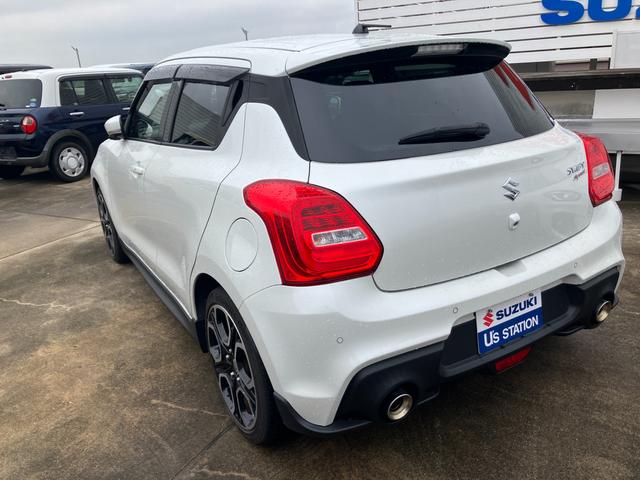 スイフトスポーツ スポーツ　２型　衝突被害軽減ブレーキ　ＬＥＤヘッドランプ　デュアルセンサーブレーキ｜後退時ブレーキサポート｜アダプティブクルーズコントロール｜ＬＥＤヘッドランプ｜フルオートエアコン｜キーレスプッシュスタート｜リモート格納式ドアミラー｜（32枚目）