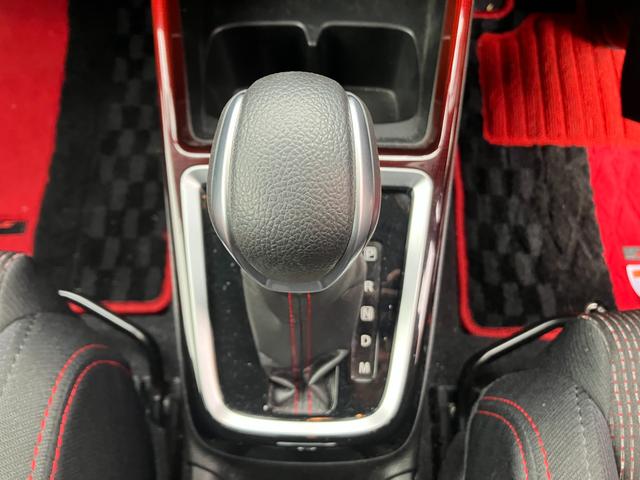 スイフトスポーツ スポーツ　３型　衝突被害軽減ブレーキ　ＬＥＤヘッドランプ　デュアルセンサーブレーキ｜後退時ブレーキサポート｜ＬＥＤヘッドランプ｜アダプティブクルーズコントロール｜リモート格納式ドアミラー｜全方位モニター用カメラパッケージ｜（11枚目）