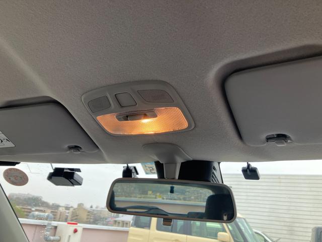 スイフトスポーツ スポーツ　３型　衝突被害軽減ブレーキ　ＬＥＤヘッドランプ　デュアルセンサーブレーキ｜後退時ブレーキサポート｜ＬＥＤヘッドランプ｜アダプティブクルーズコントロール｜リモート格納式ドアミラー｜全方位モニター用カメラパッケージ｜（30枚目）