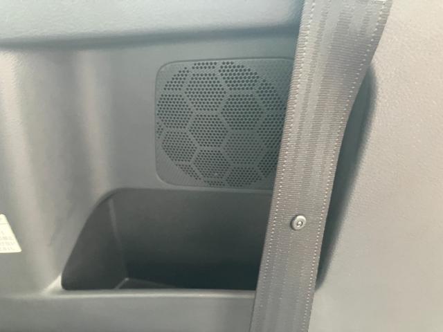 スペーシア Ｘリミテッド　ＭＫ３２型　　２ＷＤ　ＣＶＴ　電動スライドドア　レーダーブレーキ｜ディスチャージヘッドランプ｜フルオートエアコン｜リモート格納式ドアミラー｜後席両側ワンアクションパワースライド｜プレミアムＵＶ＆ＩＲカットガラス（フロントドア）｜（57枚目）