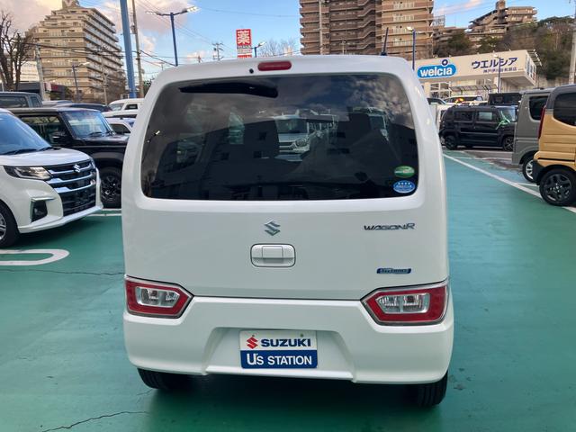 ワゴンＲ ＨＹＢＲＩＤ　ＦＸ　フルオートエアコン　キーレスエントリー　マイルドハイブリッド｜電動格納式ドアミラー｜運転席シートヒーター｜助手席シートアンダーボックス｜左右独立リヤシートスライド＆リクライニング｜ハロゲンヘッドランプ｜（5枚目）