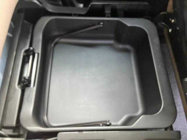 スペーシアギア ギア　マイスタイル　３型　全方位モニター付ナビ　ＬＥＤライト　デュアルカメラブレーキ｜ＬＥＤヘッドランプ｜アダプティブクルーズコントロール｜後席両側ワンアクションパワースライド｜リモート格納式ドアミラー｜シートヒーター｜本革巻きステアリングホイール｜（44枚目）